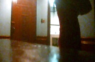 XXX その男は酔っているニンフォマニアを最初のデートの後に通りで乱交をするように説得した。 沢井 亮 セックス 動画