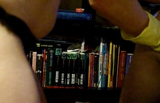 XXX 皮膚の愛人は、大きな破片でマスクの中の奴隷を伸ばします。 アダルト 動画 女の子 向け