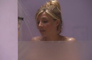 XXX 夫は妻を目隠しし、カメラの前で撮影しながらいろいろなポーズで犯されました。 av 男優 タツ 動画