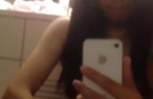 XXX タタール人は夫の前で裸のおっぱいとストリップダンスを見せる。 女性 エッチ 無料 動画